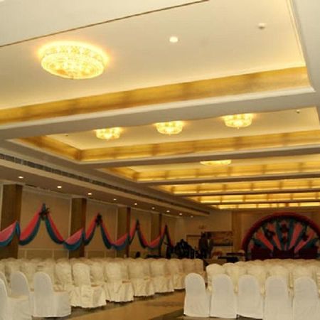 Hotel Royal Panna Shahjahanpur Zewnętrze zdjęcie
