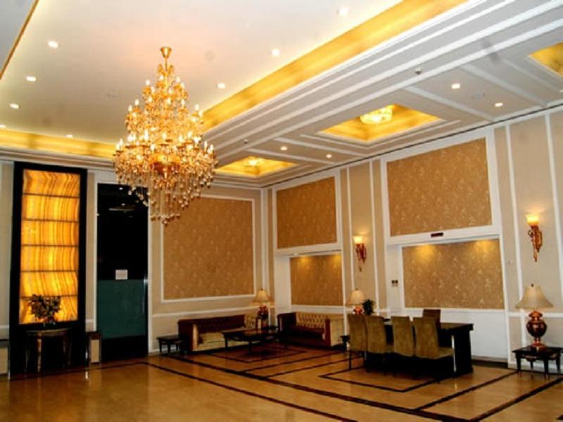 Hotel Royal Panna Shahjahanpur Zewnętrze zdjęcie